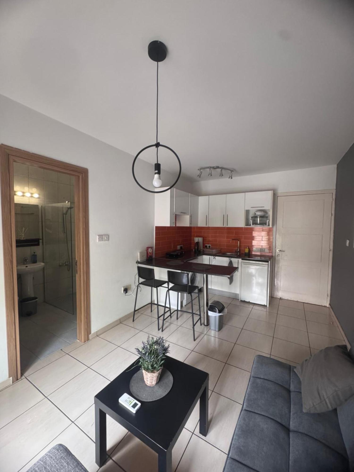 Cozy 1 Bedroom Apartment Close To The Beach Paphos 外观 照片